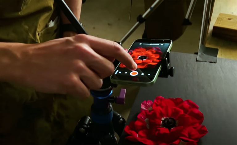 Apple lanza video «Full Bloom» donde destaca atributos de la cámara del